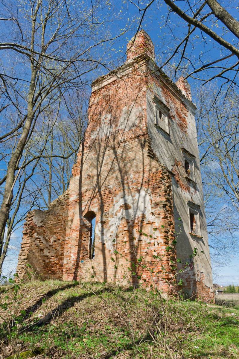 Ruiny Pałacu Biskupów Płockich w Broku – wycieczka z Nadkola